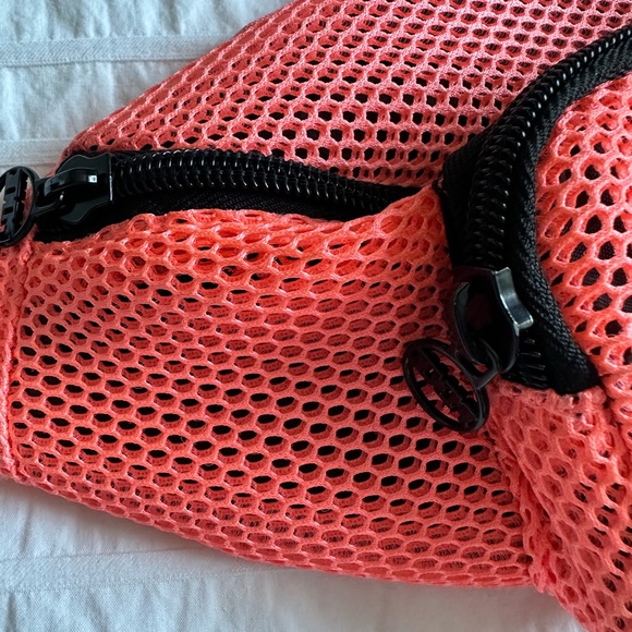 Victorias Secret PINK Fanny Pack - Picture 6 of 7